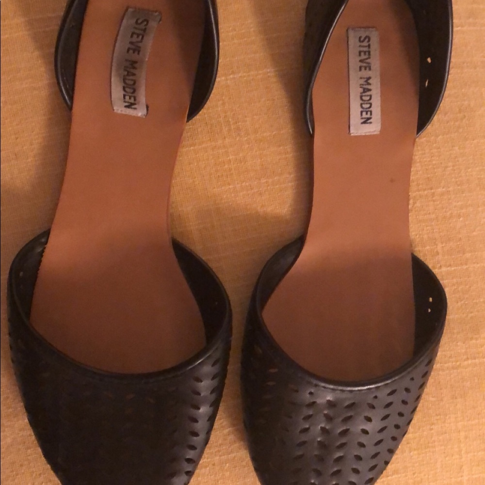 Black Steve Madden flats